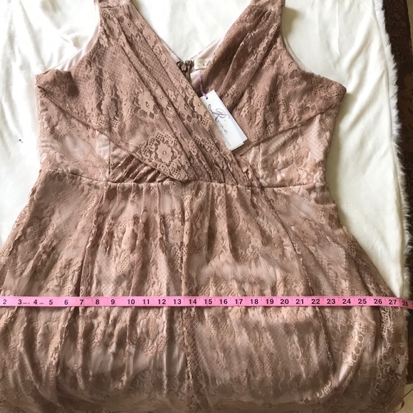 Rise Boutique Lace Dress - Picture 7 of 8